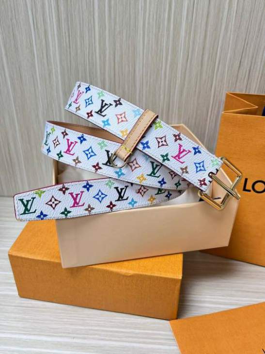 Picture of Louis Vuitton Belts _SKUfw192330154fw